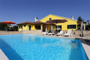 Villa Ana with large pool